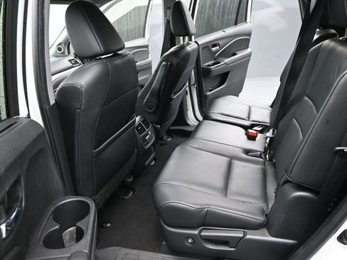 Used 2021 Honda Pilot Special Edition image 14