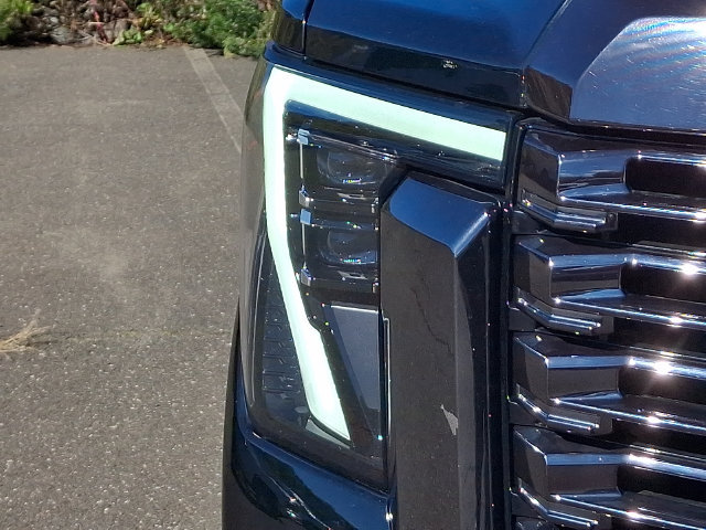 Used 2024 GMC Sierra 3500 Denali Ultimate AWD/4WD image 30