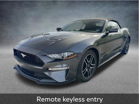 Used 2020 Ford Mustang Premium image 4