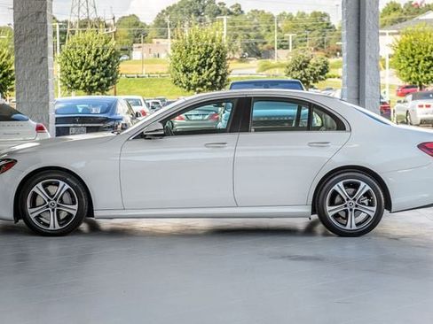 Used 2020 Mercedes-Benz E 350 4MATIC Sedan image 56