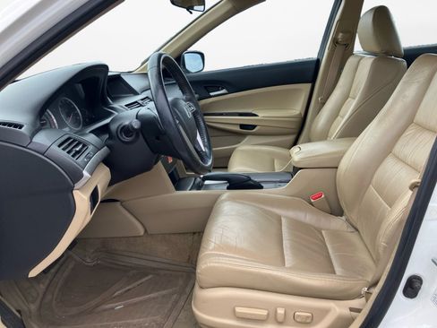 Used 2011 Honda Accord SE image 11