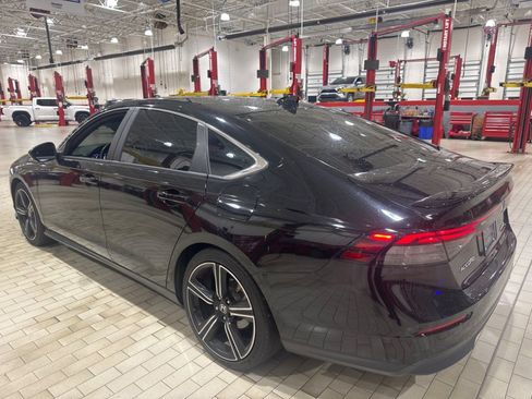 Used 2024 Honda Accord Sport image 8