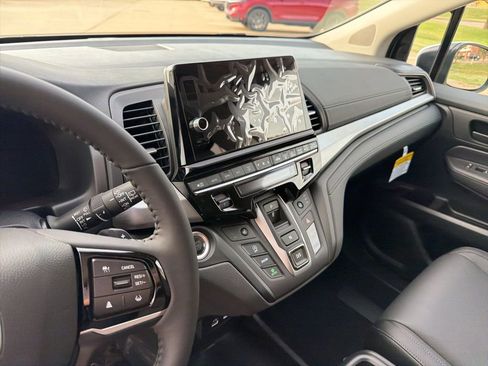 New 2026 Honda Odyssey EX-L image 10