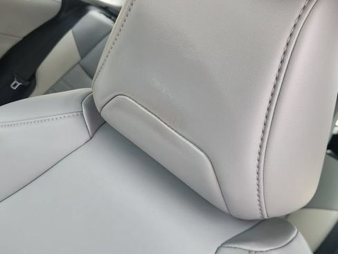 Certified 2022 Toyota RAV4 XLE Premium FWD image 24