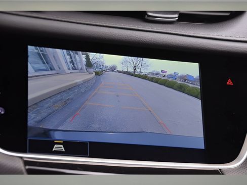 Used 2026 Cadillac XT5 Luxury w/ LPO, Floor Liner Package FWD image 20