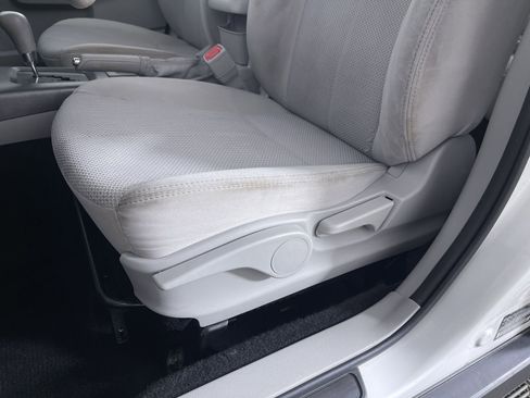 Used 2013 Subaru Forester 2.5X image 13