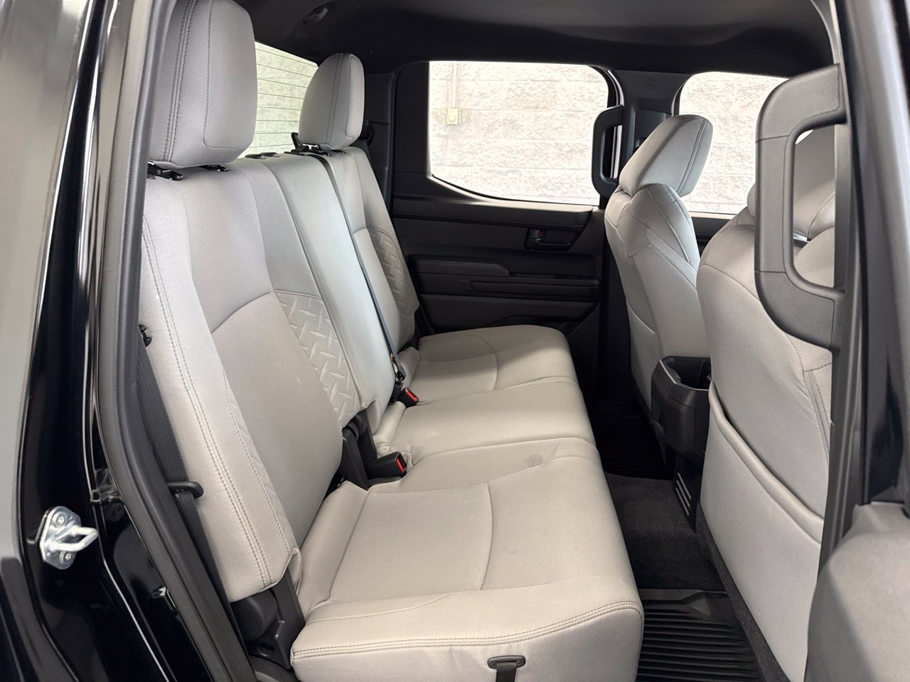 Used 2024 Toyota Tacoma SR5 AWD/4WD image 40