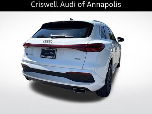 Certified 2025 Audi Q5 Premium w/ Premium Plus AWD/4WD image 7