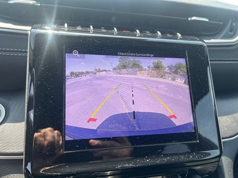 Used 2025 Jeep Grand Cherokee Laredo X w/ Luxury Tech Group I RWD image 10