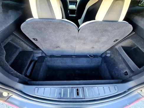 Used 2023 Tesla Model X AWD image 66