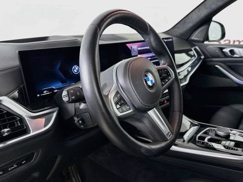 Used 2026 BMW X7 xDrive40i AWD/4WD image 11