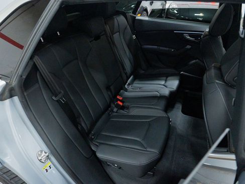 Used 2019 Audi Q8 Prestige w/ Towing Package image 27