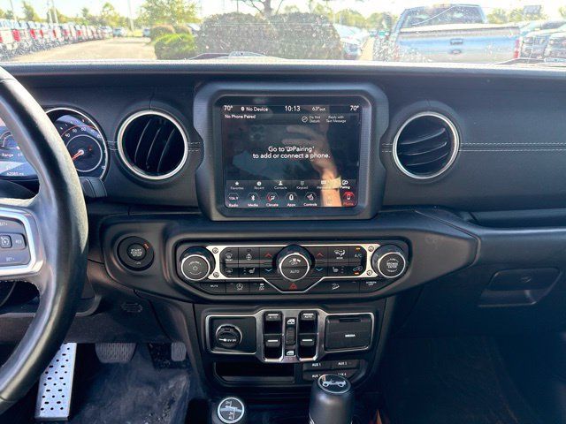 Used 2019 Jeep Wrangler Unlimited Sahara w/ Uconnect 4C Nav & Sound Group AWD/4WD image 15