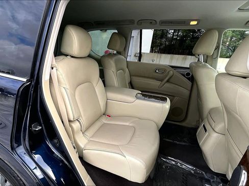 Used 2017 INFINITI QX80 4WD image 19