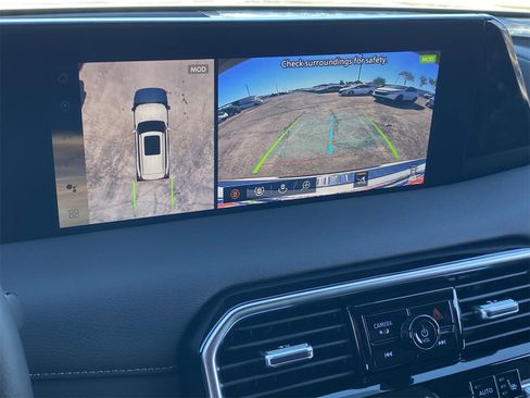 New 2026 Nissan Armada SL w/ Captain's Chari Seat Package image 28