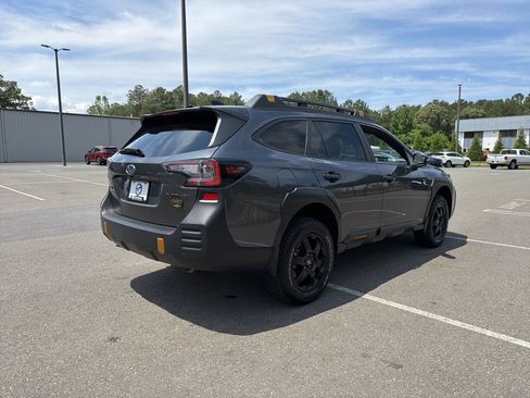Used 2025 Subaru Outback Wilderness AWD/4WD image 5