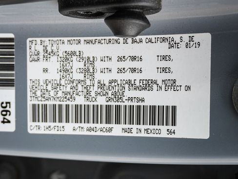 Used 2019 Toyota Tacoma TRD Off-Road image 35
