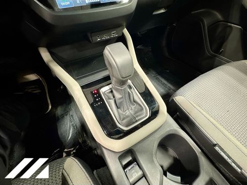 Used 2025 Subaru Forester Premium image 19