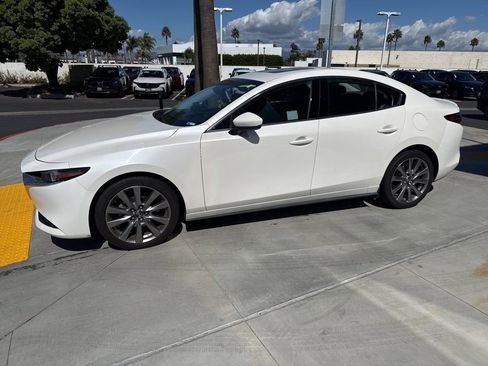 Used 2021 MAZDA MAZDA3 s image 5