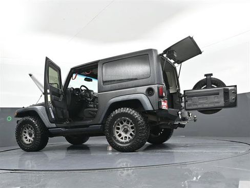 Used 2018 Jeep Wrangler Sport AWD/4WD image 47