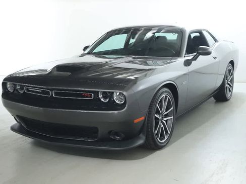 Used 2023 Dodge Challenger R/T w/ Cold Weather Group RWD image 1