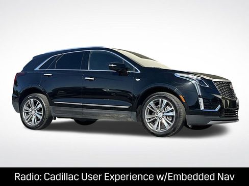 Used 2025 Cadillac XT5 Premium Luxury image 8