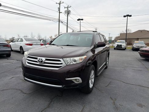 Used 2012 Toyota Highlander FWD 4dr I4 (Natl) image 11