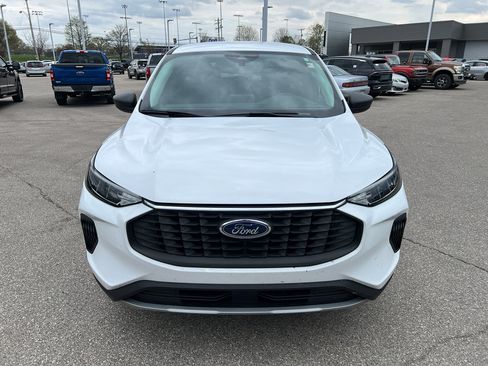 Used 2024 Ford Escape Active image 2