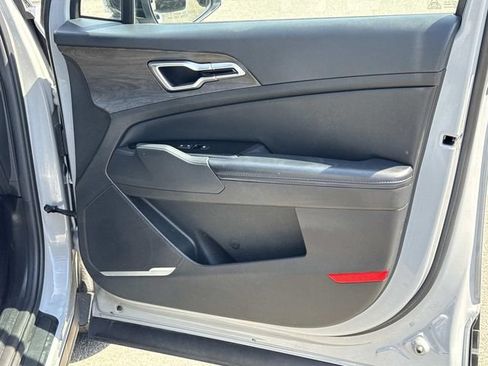 Used 2023 Kia Sportage X-Line w/ X-Line Premium Package AWD/4WD image 8
