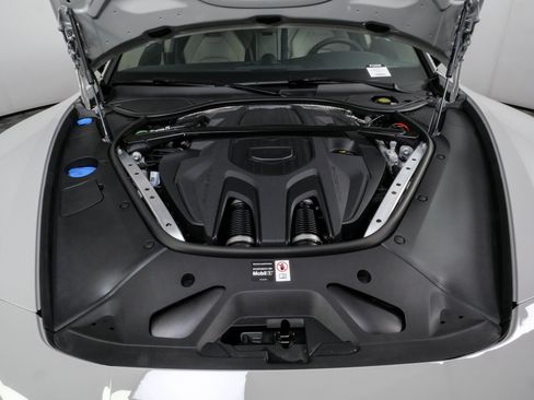 New 2026 Porsche Panamera RWD image 36