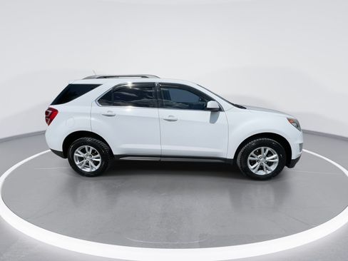 Used 2017 Chevrolet Equinox LT w/ Convenience Package FWD image 22