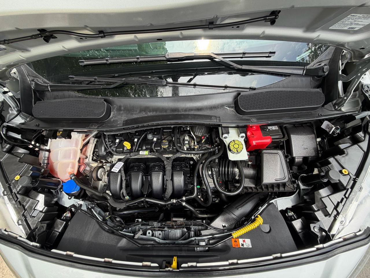 Used 2022 Ford Transit Connect XL FWD image 9