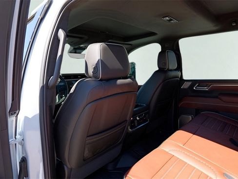 New 2026 GMC Sierra 2500 Denali Ultimate w/ Max Trailering Package image 23