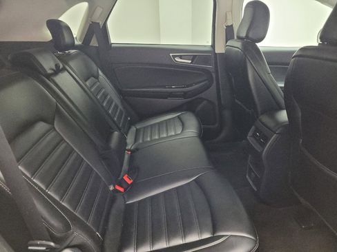 Used 2020 Ford Edge SEL AWD/4WD image 19