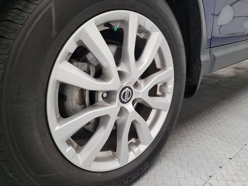 Used 2021 Nissan Rogue Sport S FWD image 31