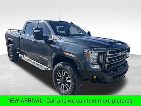 Used 2020 GMC Sierra 2500 AT4 w/ AT4 Premium Package AWD/4WD image 1