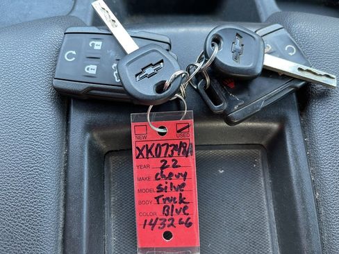 Used 2022 Chevrolet Silverado 1500 Custom w/ Safety Confidence Package image 21