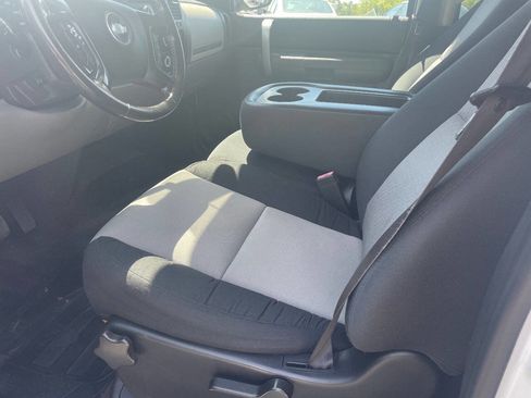 Used 2007 Chevrolet Silverado 1500 LS w/ Towing Package image 9