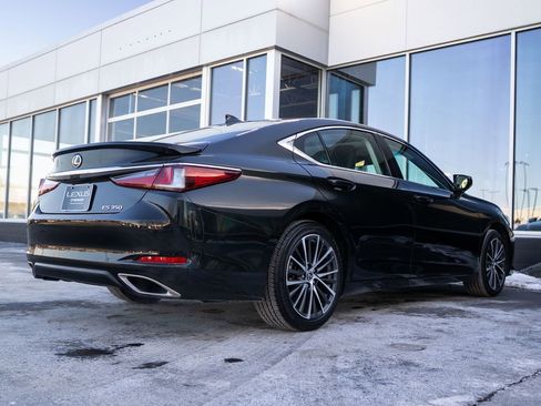 Used 2023 Lexus ES 350 w/ Premium Package image 9