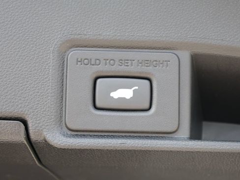 Used 2024 Acura RDX SH-AWD w/ Technology Package image 9