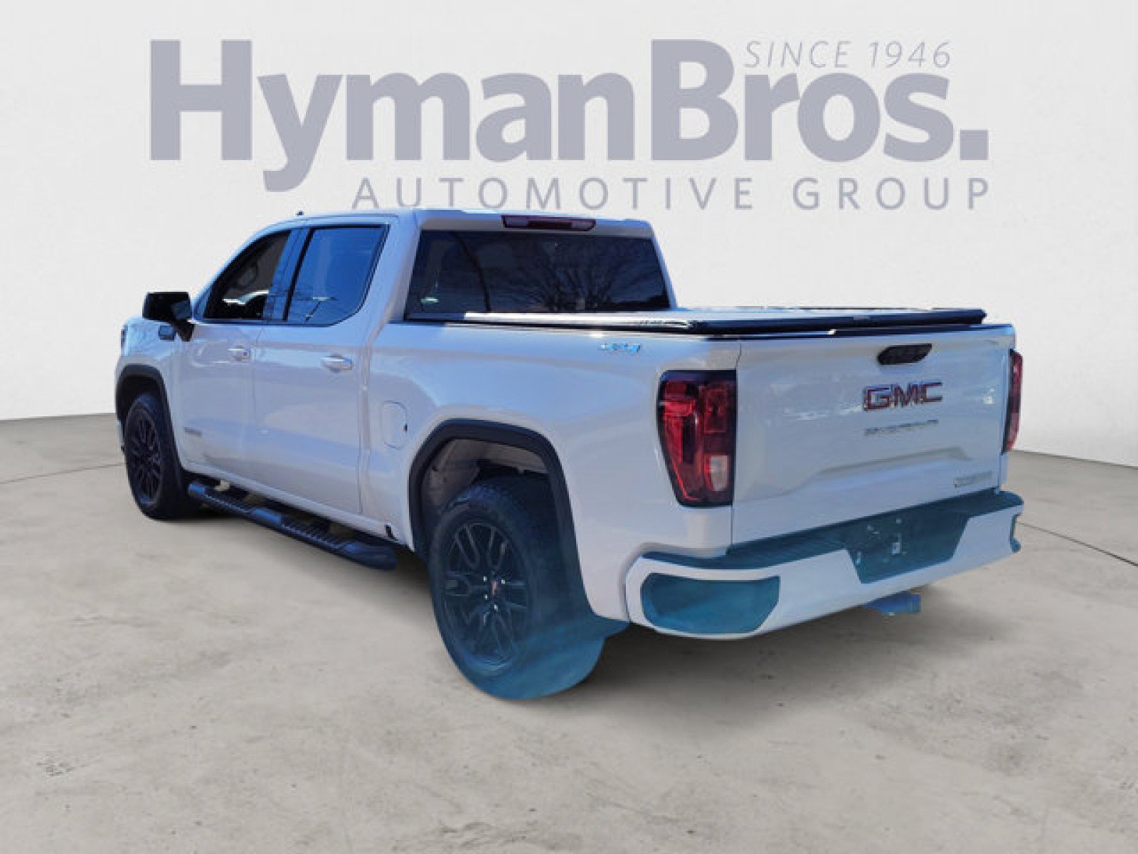 Used 2023 GMC Sierra 1500 Elevation AWD/4WD image 5
