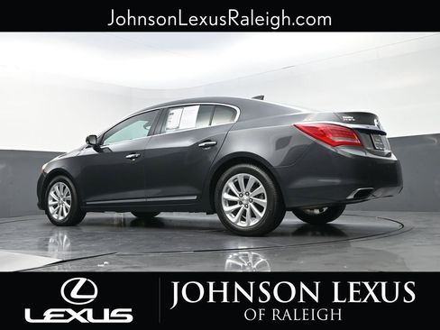 Used 2016 Buick LaCrosse Leather w/ Experience Buick Package FWD image 18