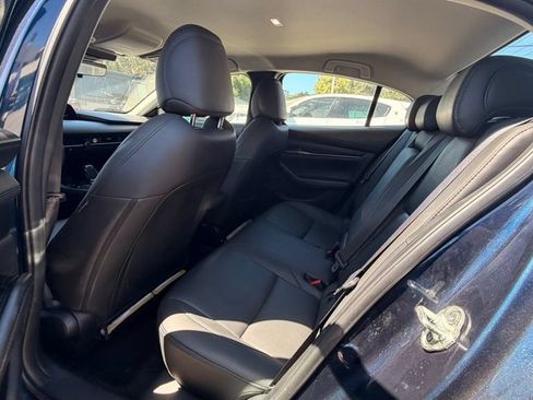 Used 2024 MAZDA MAZDA3 s FWD image 7