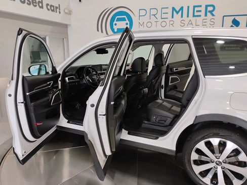 Used 2021 Kia Telluride S image 7