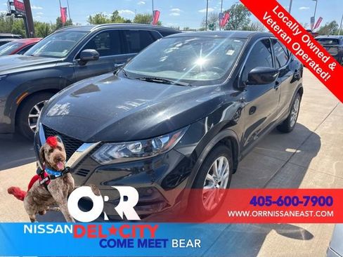 Used 2021 Nissan Rogue Sport S image 1