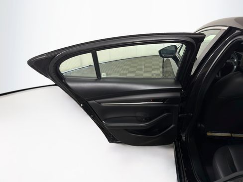 Used 2024 MAZDA MAZDA3 s FWD image 26