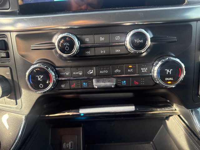 Used 2021 Ford F150 Lariat w/ Equipment Group 502A High AWD/4WD image 16