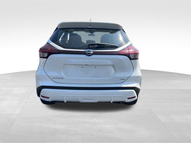 Used 2023 Nissan Kicks SV FWD image 6