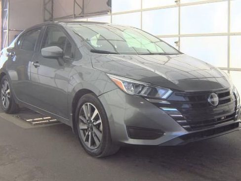 Used 2024 Nissan Versa SV w/ Trunk Package image 2
