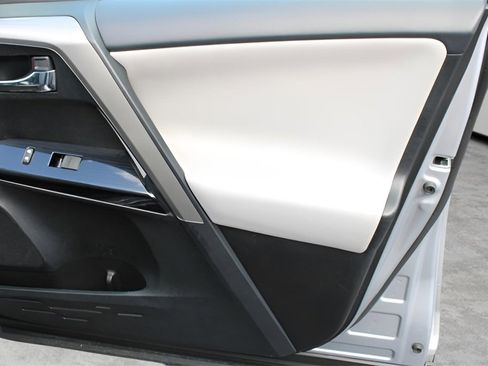 Certified 2016 Toyota RAV4 Limited image 25